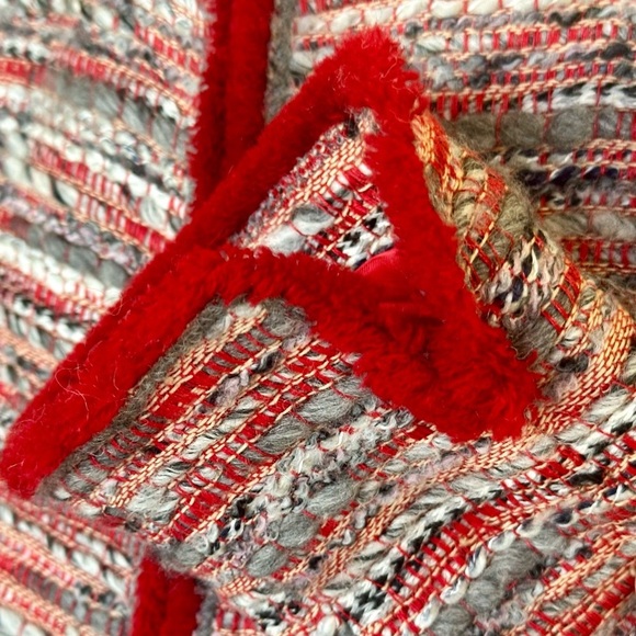 Carolina Herrera Red Tweed Collarless Jacket 
Size 2 EUC! - Picture 6 of 9